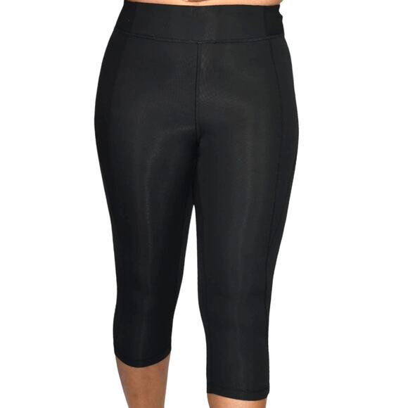 IVY PARK Pants - Ivy Park Leggings Black Beyonce High Waist Sculpted Capri Activewear Logo Small
